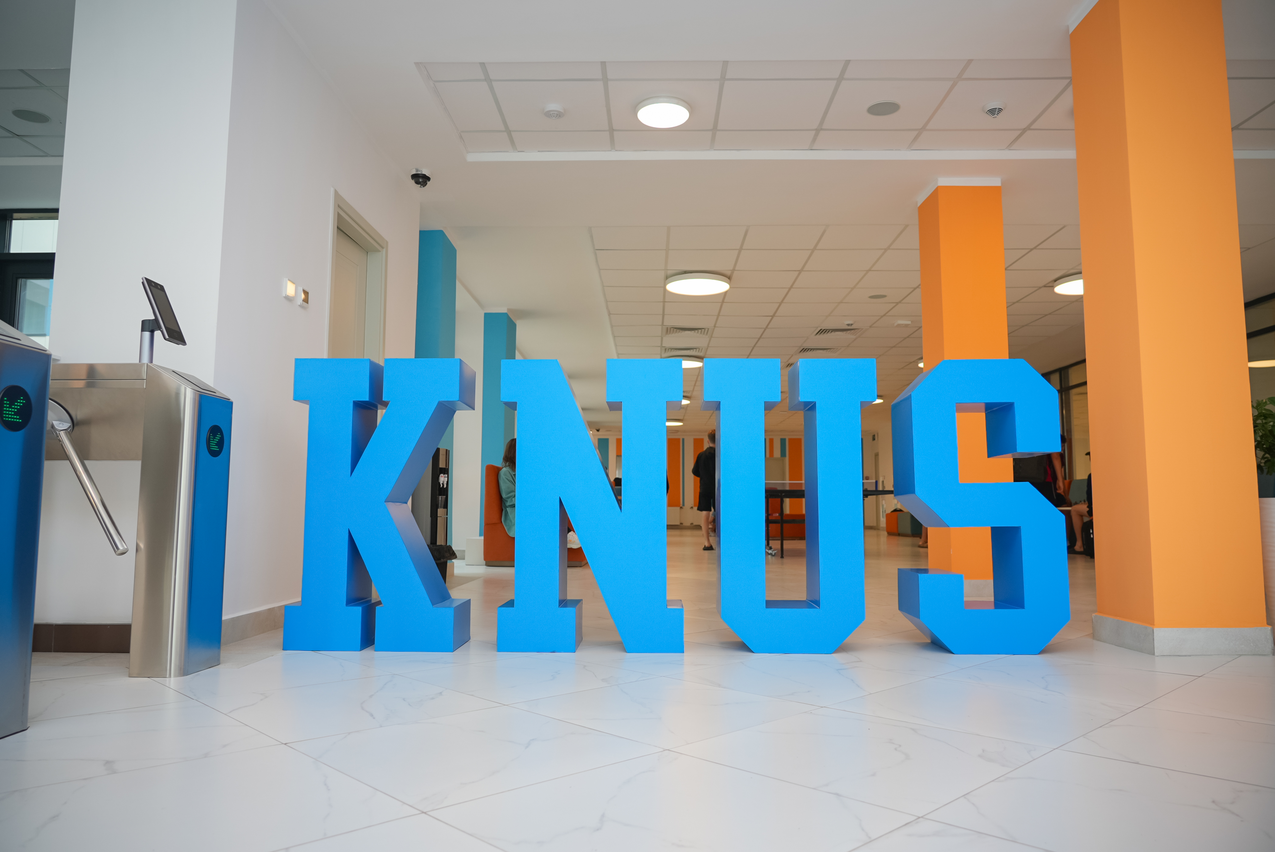 Студенттер үйінен цифрлық сервистерге дейін: KNUS жаңа оқу жылына дайын