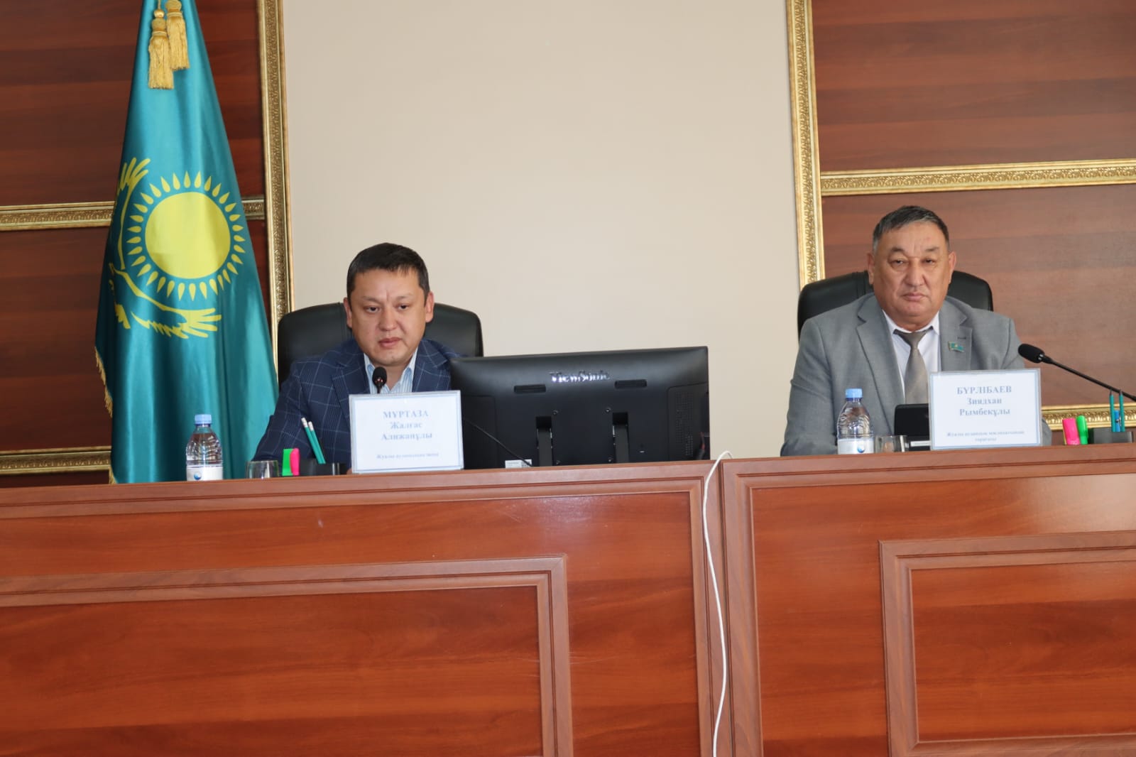 Сегізінші шақырылған Жуалы аудандық мәслихатының кезектен тыс, жетпіс екінші сессиясы өтті