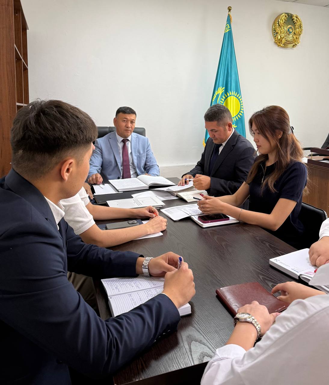 Руководителем Департамента Нияткабыловым Е. С. проведено еженедельное рабочее совещание.