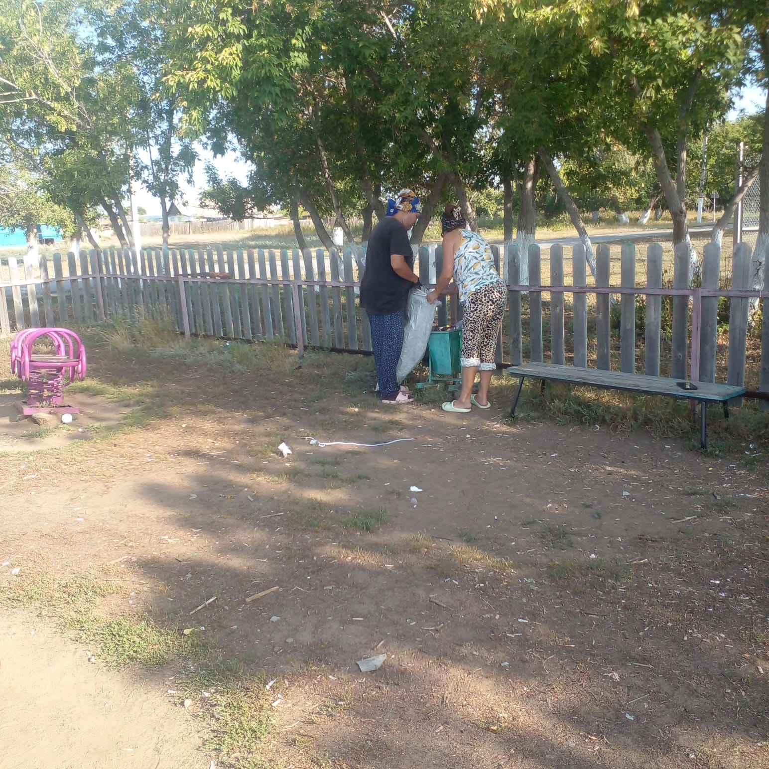 Балалар алаңын абаттандыру