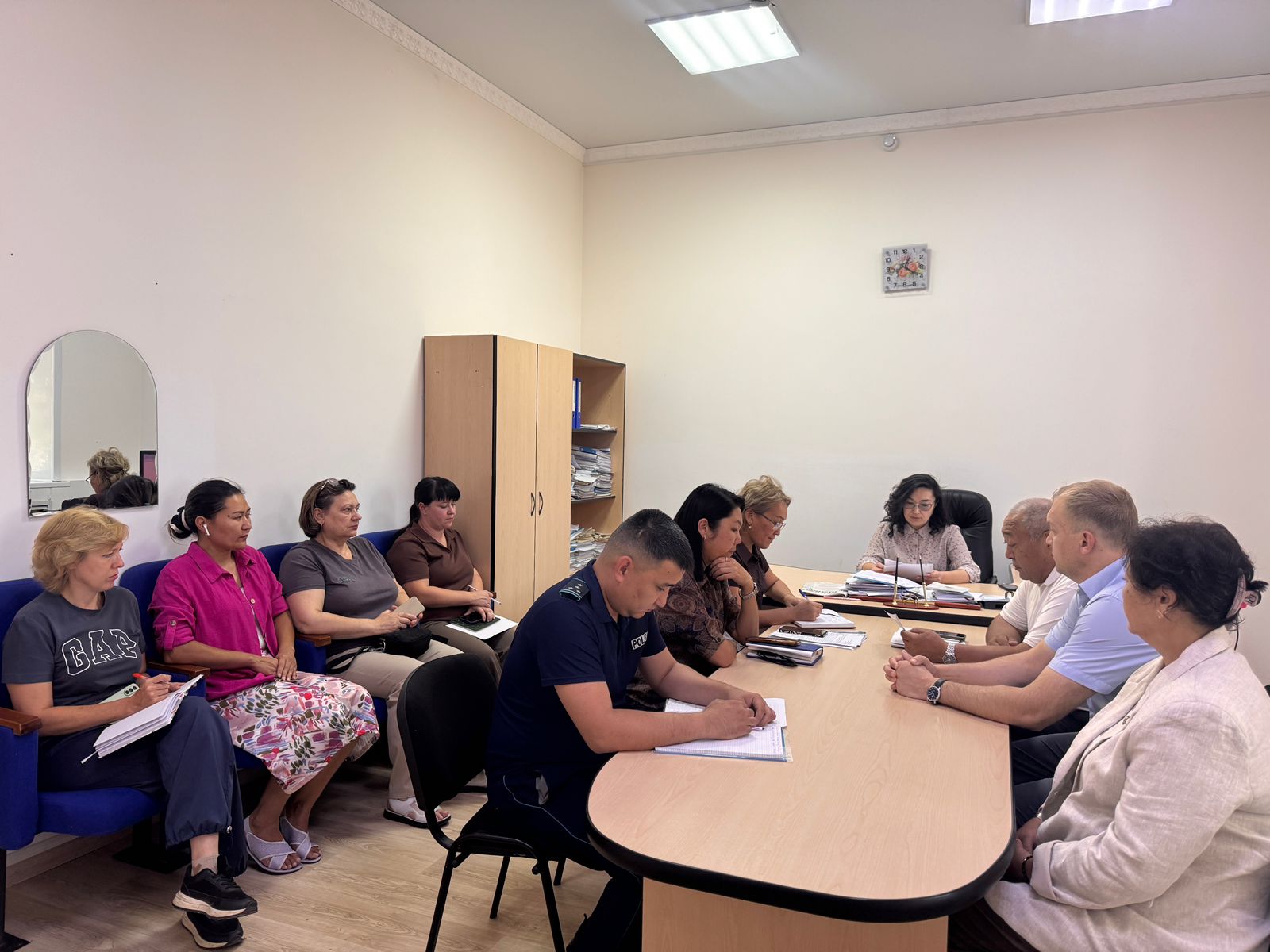 Бүгін аудан әкімінің орынбасары Арай Әбенованың төрағалығымен Жарқайың ауданы әкімдігі жанындағы кәмелетке толмағандар істері және олардың құқықтарын қорғау жөніндегі комиссияның жоспарлы отырысы өтті.