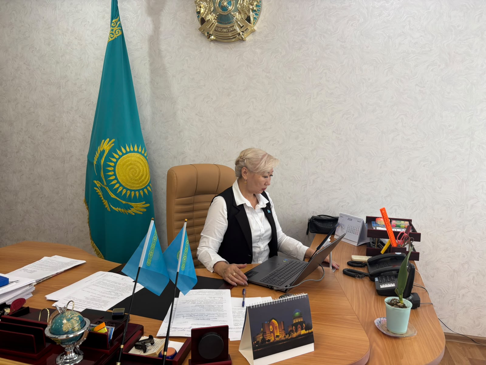 Қалалық мәслихаттың кезектен тыс сессиясы өтті