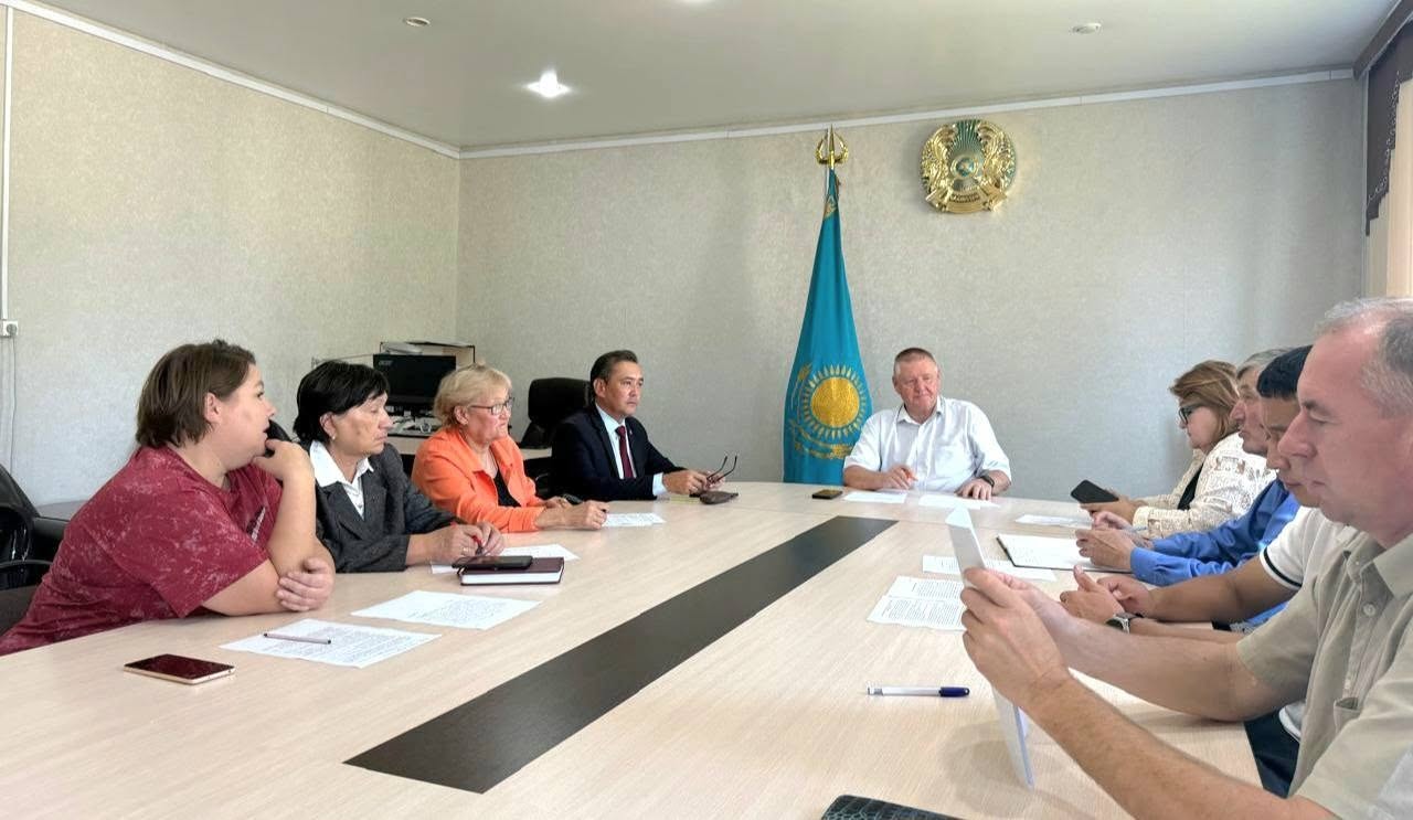 Мамлют ауданының Қоғамдық кеңес мүшелерімен жұмыс кездесуі