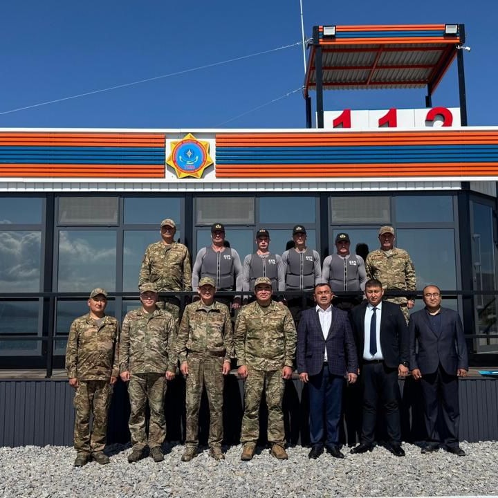 В поселке Новая Бухтарма на живописном Бухтарминском побережье состоялось торжественное открытие нового мобильного поста аварийно-спасательного назначения МЧС.