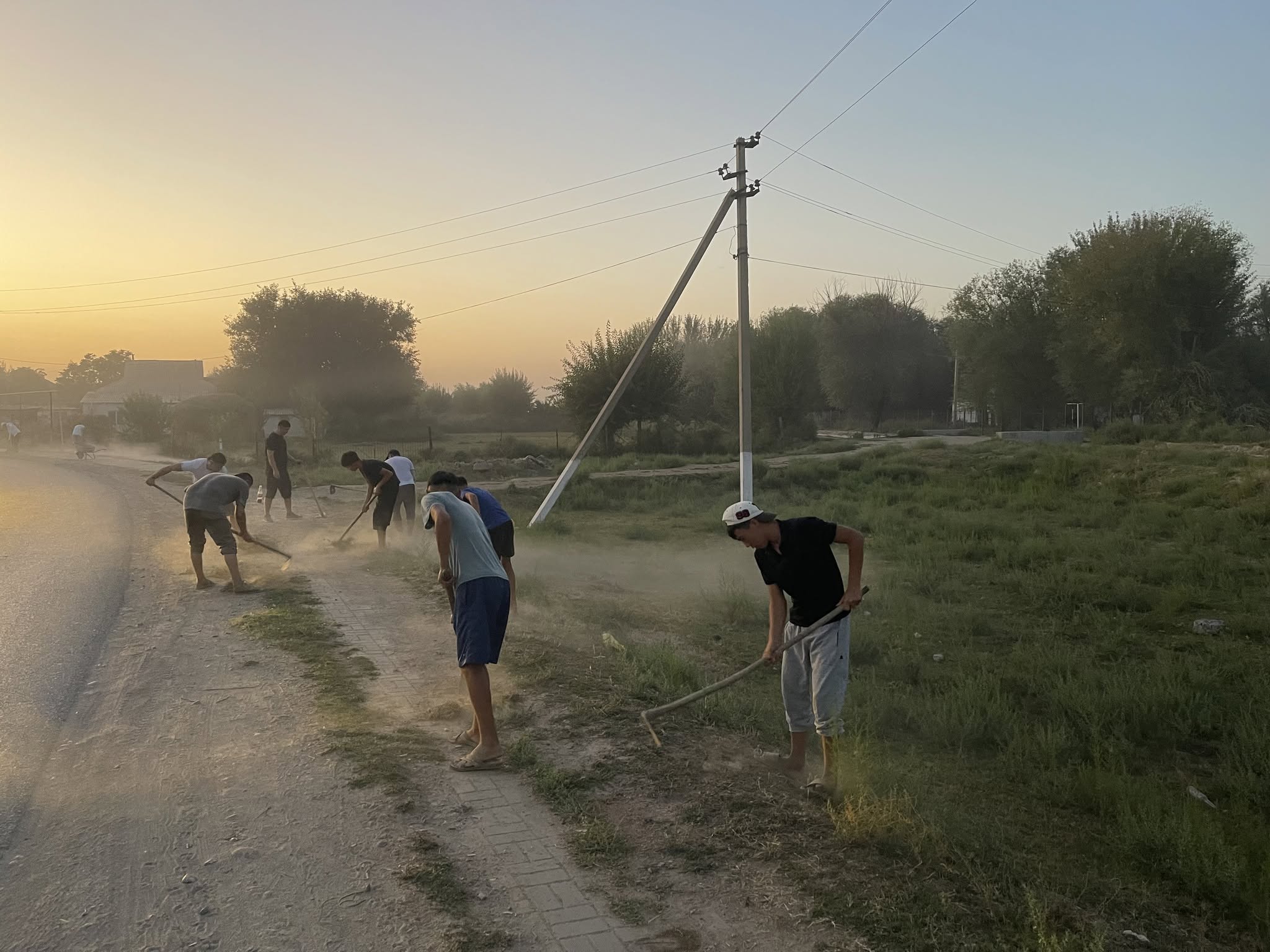 МАҚТААРАЛДА ҮЛГІЛІ АУЫЛЫНЫҢ ТҰРҒЫНДАРЫ ҮЛГІ КӨРСЕТТІ