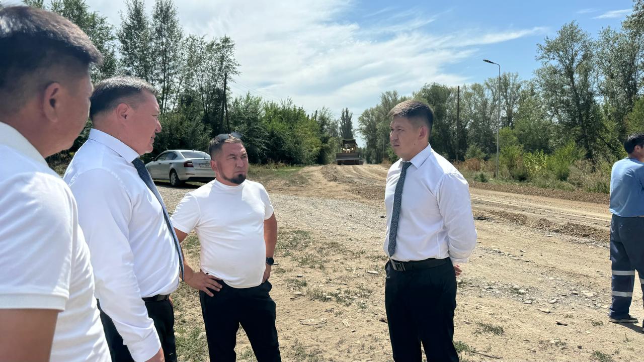 Үржар Барқытбел арасында күрделі жол жөндеу жұмыстары басталып жүргізіліп жатыр.