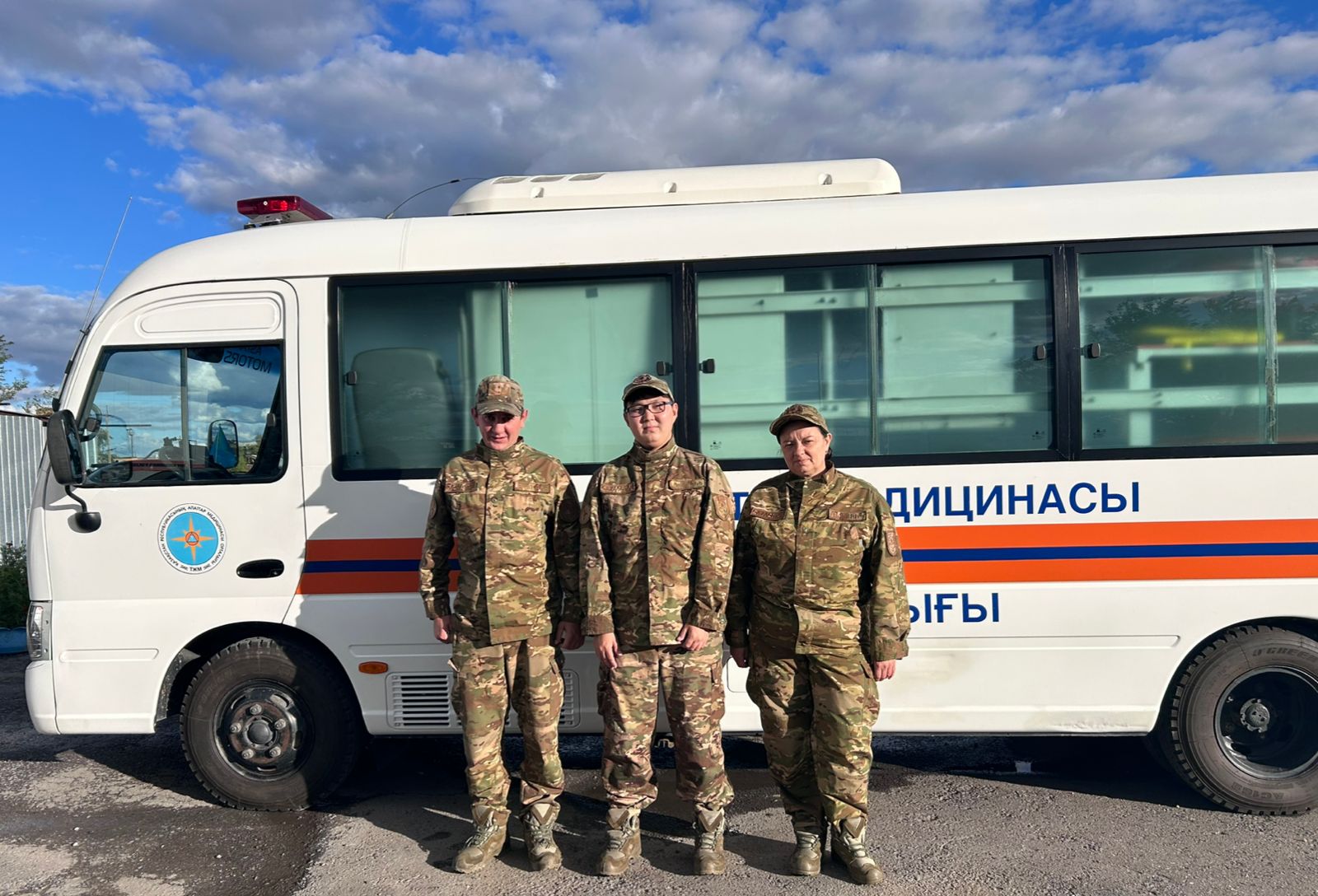Бір аптада 14 шақырту: Апаттар медицинасы орталығының мамандары жол-көлік оқиғаларынан зардап шеккендерге көмек көрсетті